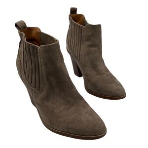 Nine West Taupe Suede Mayley Block Heel Ankle Booties Size 8 Women's